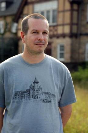 Ray Staten, a tour guide at the grounds