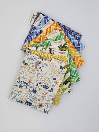 Stuff we dig These cotton snack pouches are lined with a nylon moisture barrier and close with commercial grade Velcro.