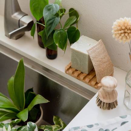 Stuff we dig 6. Upgrade the sponge and plastic bottle of dish soap for this bamboo bundle.