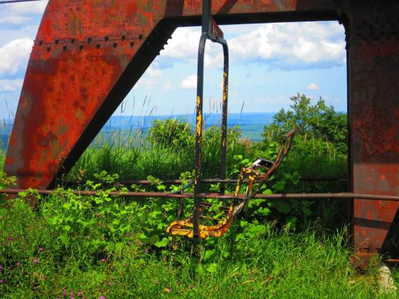 The defunct chair lift at the summit.