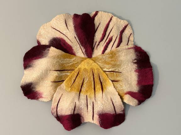 Zen and the art of felting a sunflower Zen and the art of felting a sunflower