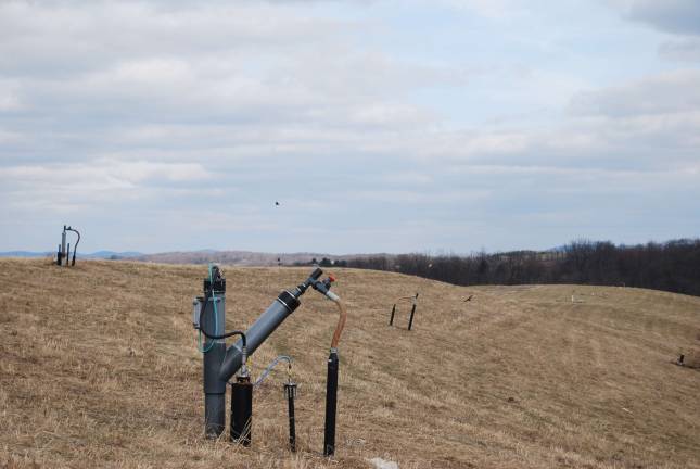 Trash lights 1000 houses 44 wells collect the methane that gets turned into electricity.