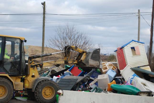 Trash lights 1000 houses The Sussex County Municipal Utilities Authority newly recycles rigid plastic, like old laundry baskets.