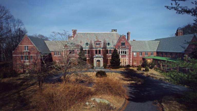 The abandoned Cenacle in 2019