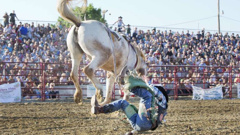 Flying cowboys Flying cowboys