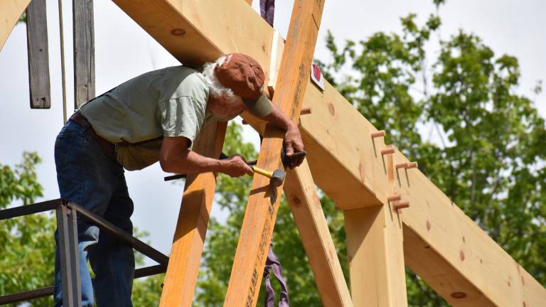 A house with no nails A house with no nails