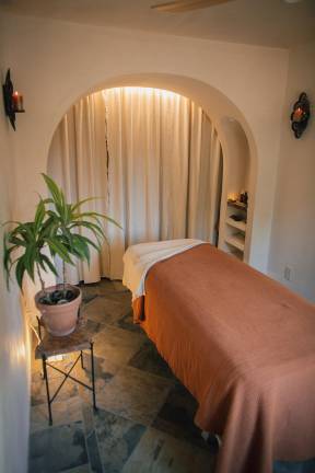 The treatment room in Randig’s new standalone studio.