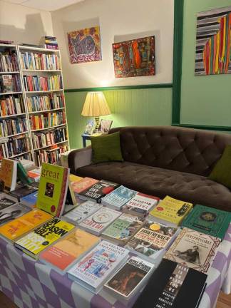 The indie bookstore is back